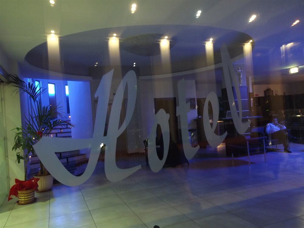 Hotel Insteia Polla Ngoại thất bức ảnh