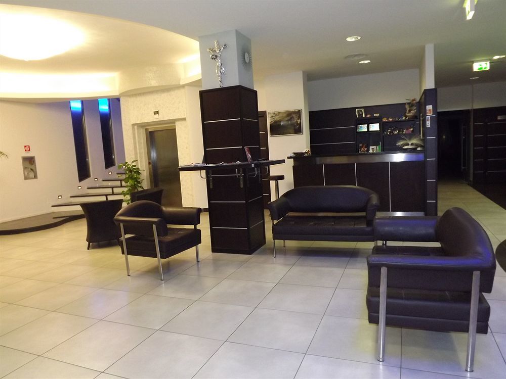 Hotel Insteia Polla Ngoại thất bức ảnh