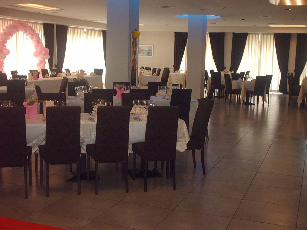 Hotel Insteia Polla Ngoại thất bức ảnh