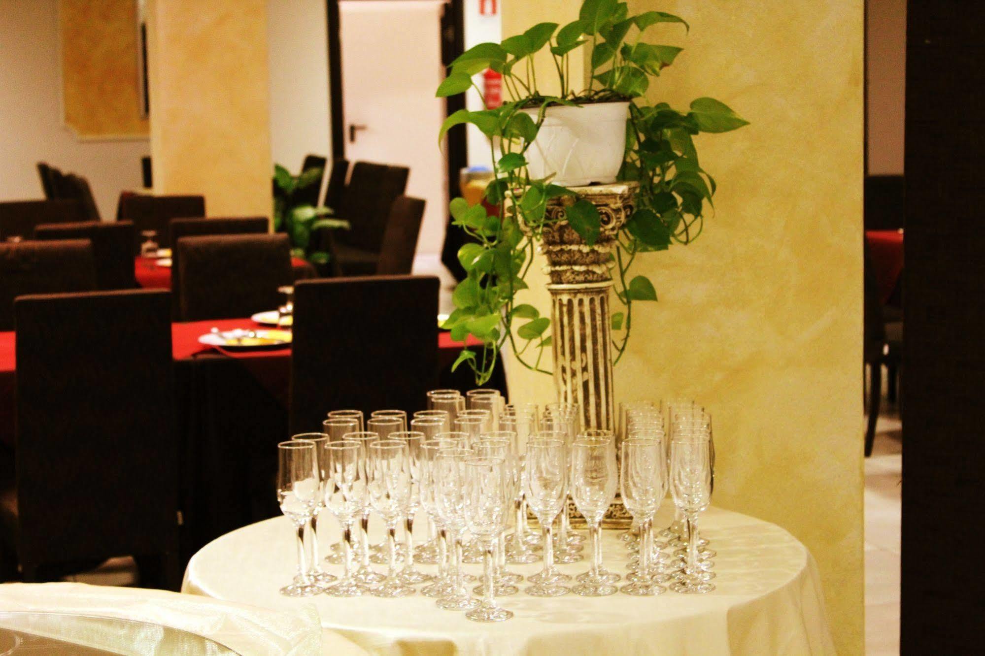 Hotel Insteia Polla Ngoại thất bức ảnh