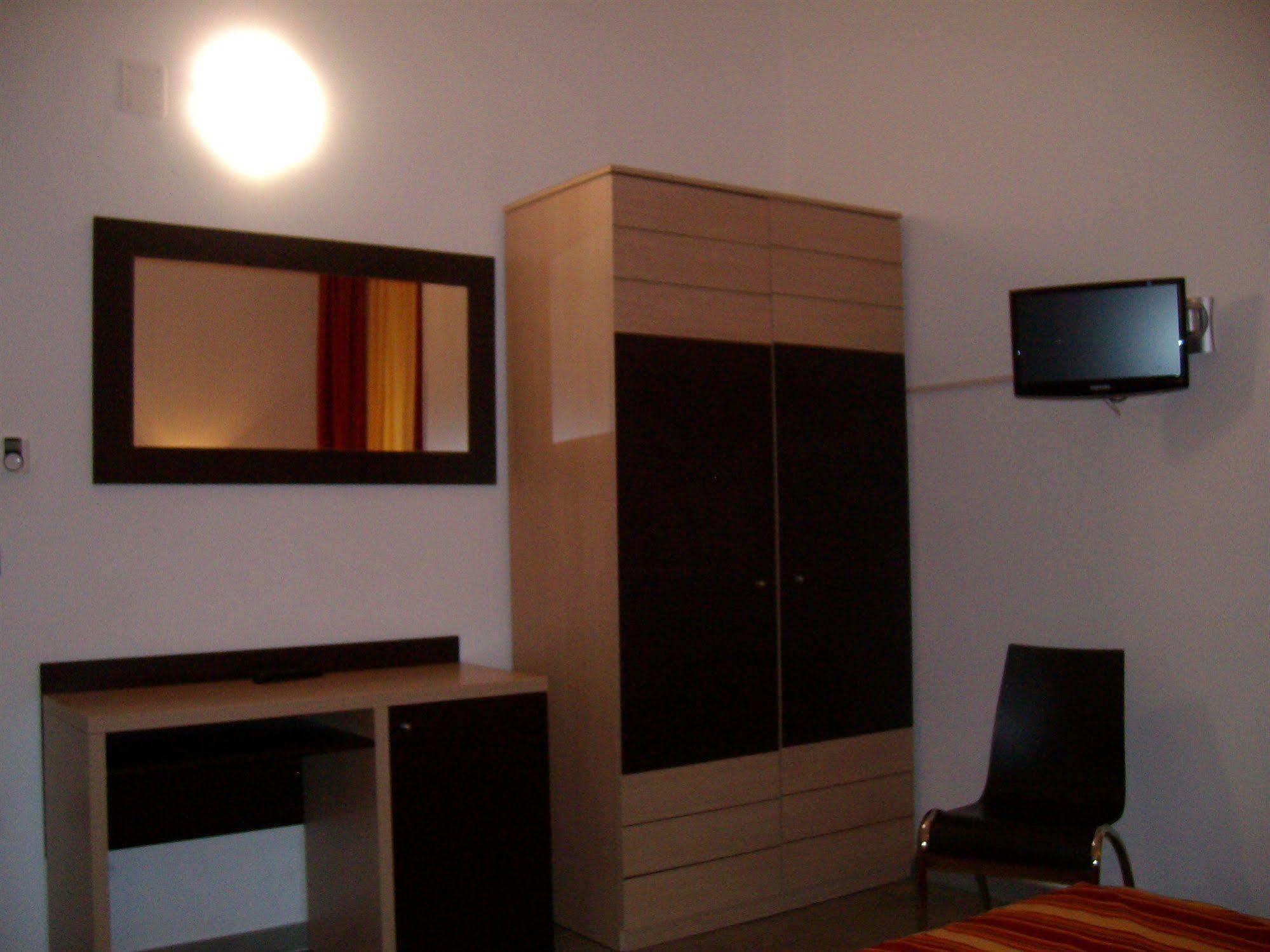 Hotel Insteia Polla Ngoại thất bức ảnh