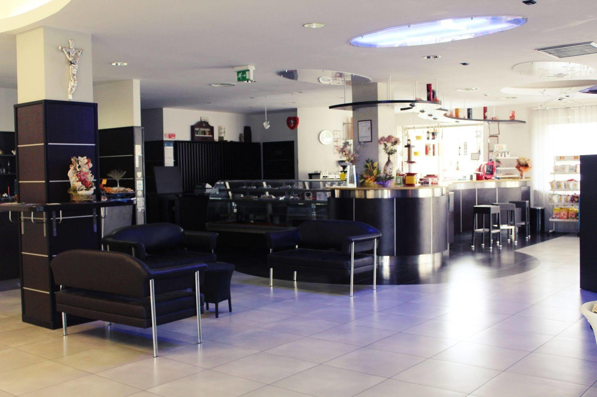 Hotel Insteia Polla Ngoại thất bức ảnh